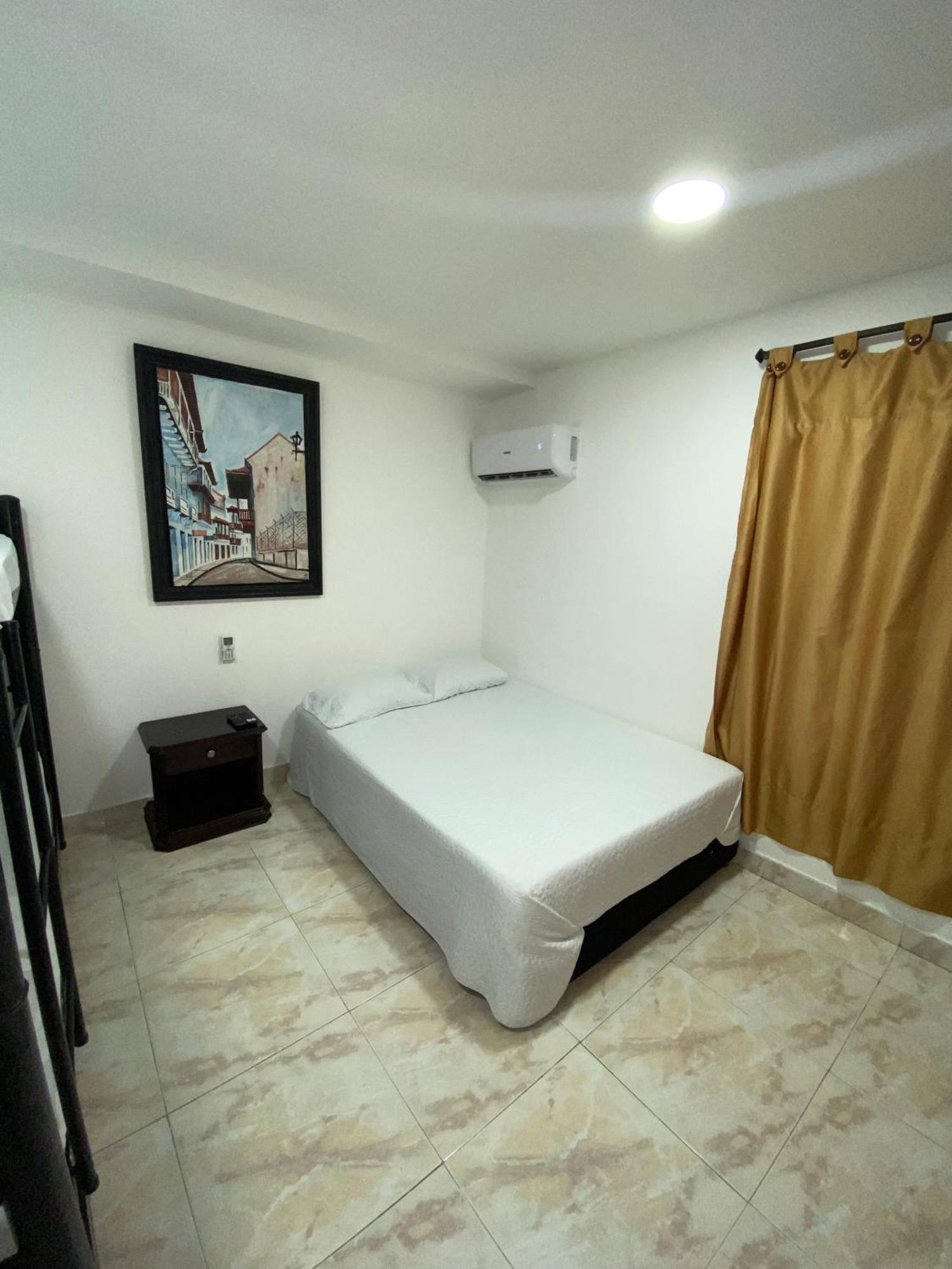Habitación en casa particular Blue Diamond House